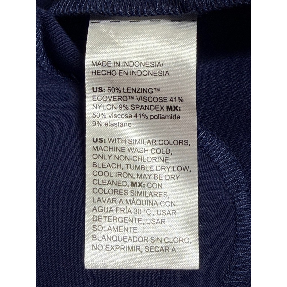 Chico's Fly Front Ankle Pant Passport Navy Blue Straight Leg Size 1(U.S. 8) NWT - Picture 6 of 9